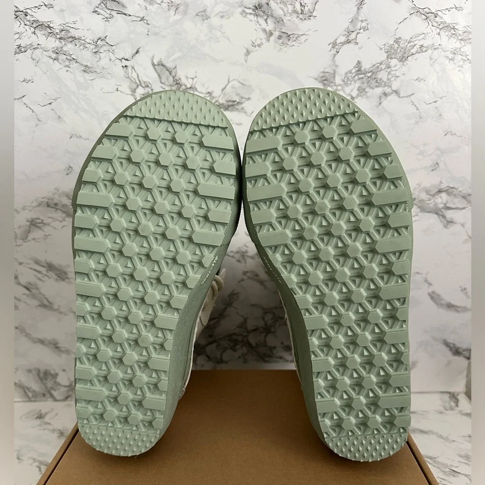 Vans MTE Standard Cold Weather All Trac Snow Boots Men’s Size 7/Women’s Size 8.5